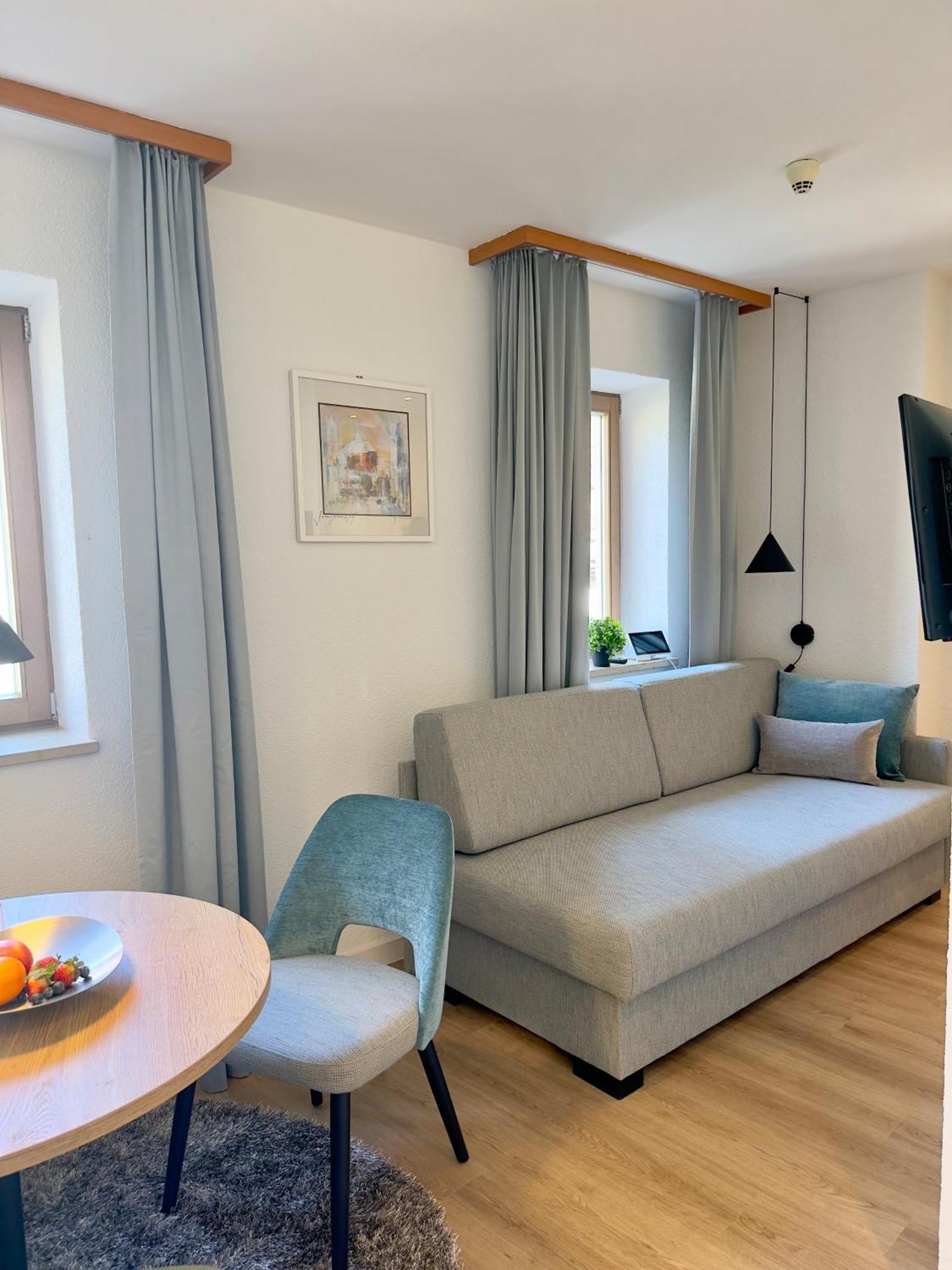 Living & Serviced Apartments By Blauer Wolf Gunzenhausen Ngoại thất bức ảnh
